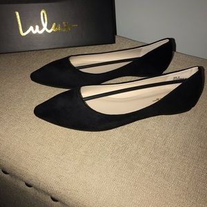 NIB Lulu’s suede black flats - size 9